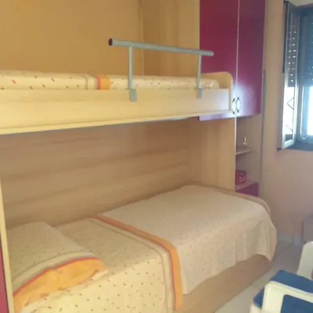 Smeraldo Blu 公寓 *